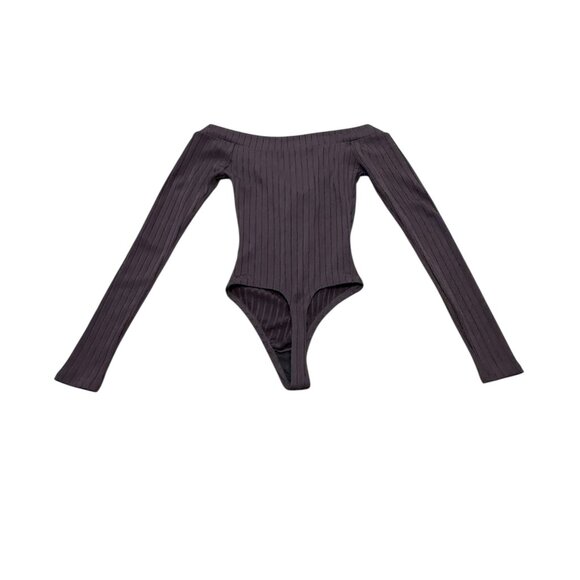 Women’s Out From Under Ribbed Off-Shoulder Bodysuit Burgundy - Picture 11 of 11